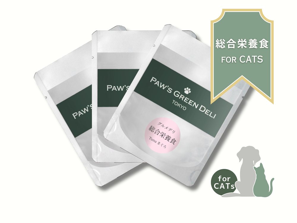Paw's Green Deli グルメデリセット【総合栄養食】for CATSの公式商品画像。まぐろ味のパウチと「総合栄養食 FOR CATS」の表示が確認できる